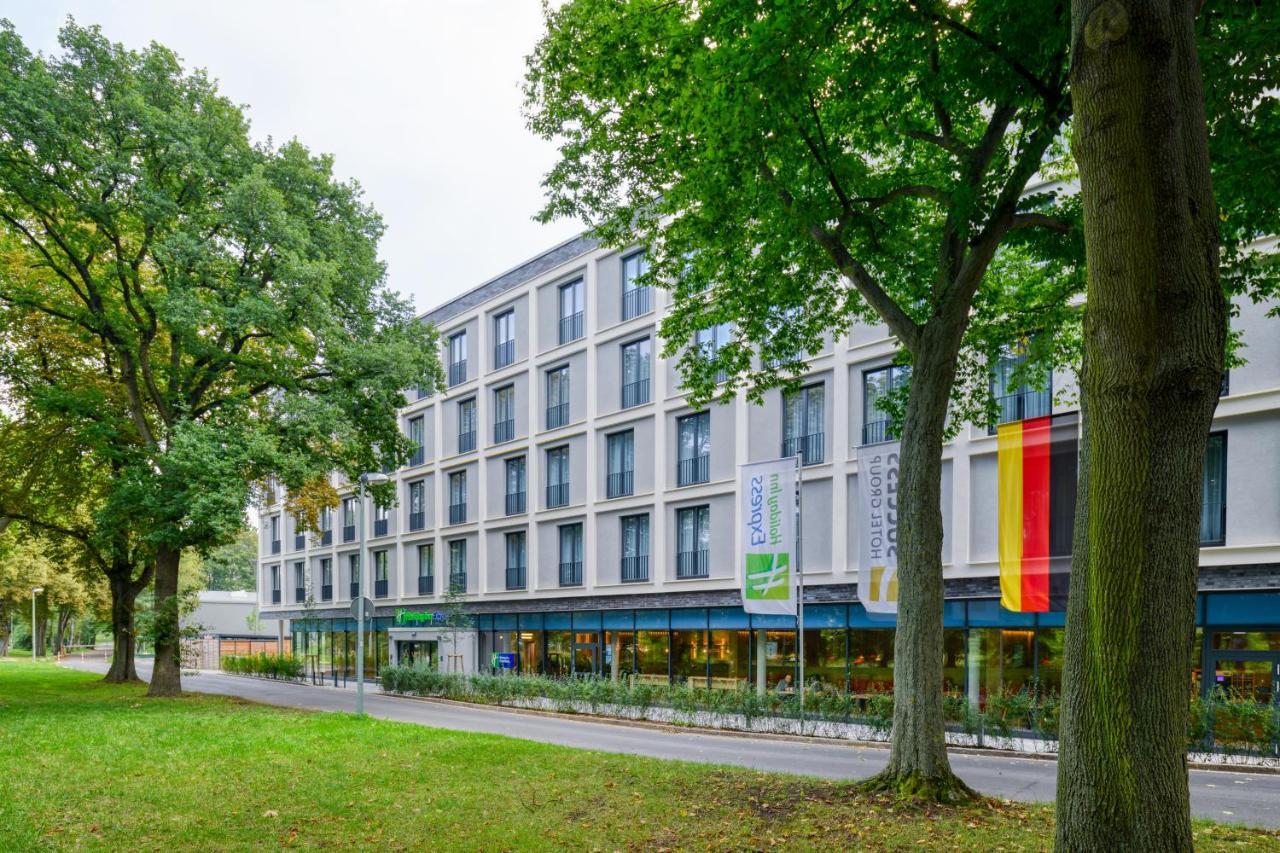 Holiday Inn Express Goettingen By Ihg Extérieur photo