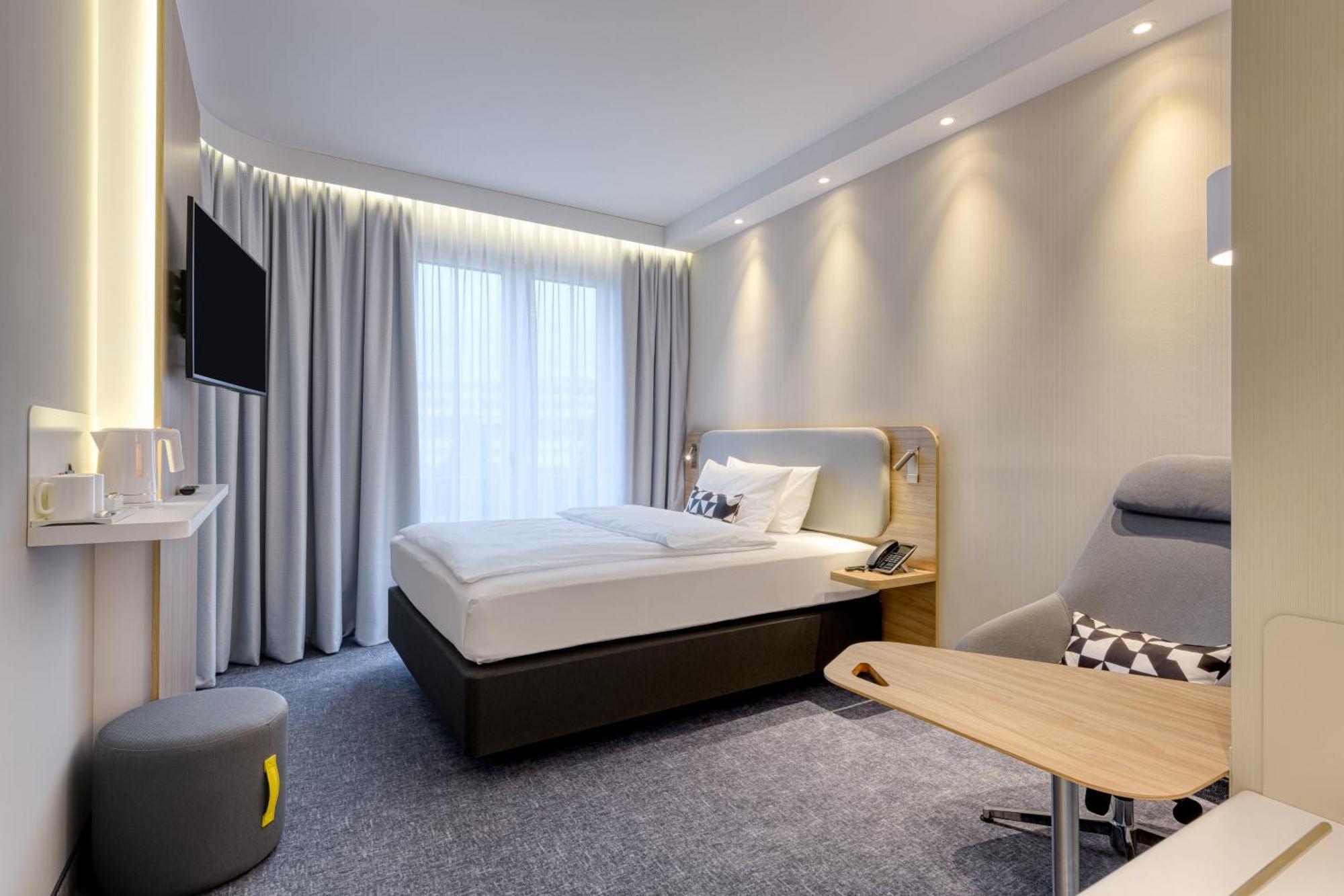 Holiday Inn Express Goettingen By Ihg Extérieur photo