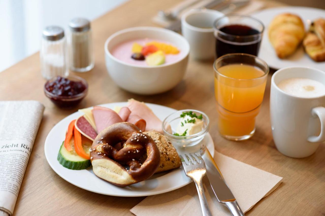 Holiday Inn Express Goettingen By Ihg Extérieur photo